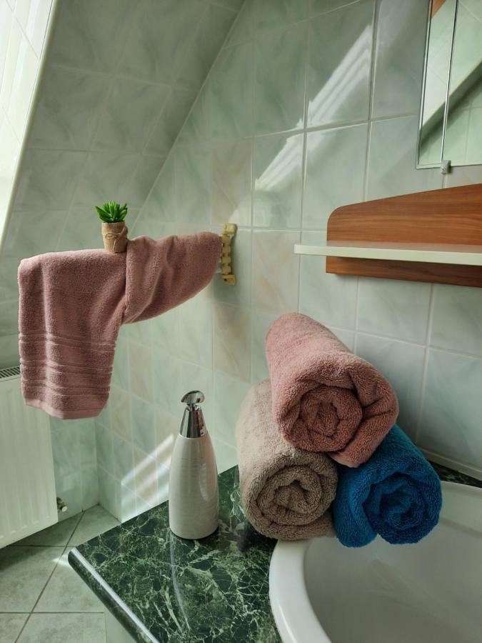 Harmonia Vendeghaz Apartment Balatonalmadi Bagian luar foto