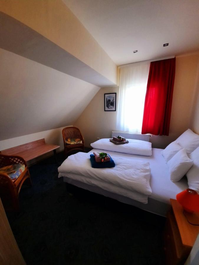 Harmonia Vendeghaz Apartment Balatonalmadi Bagian luar foto